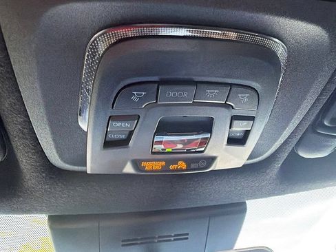 Used 2025 Toyota Corolla Cross AWD Hybrid w/ Convenience Package image 13