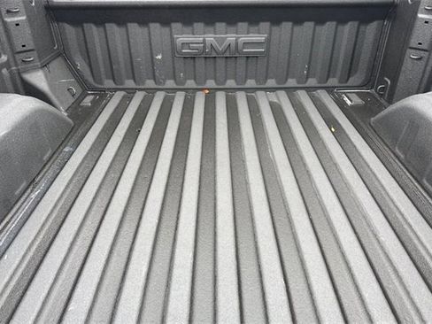 Used 2025 GMC Sierra 1500 Elevation w/ Elevation Premium Package image 17