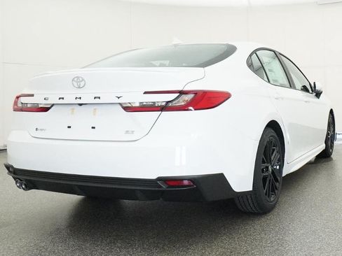 Used 2026 Toyota Camry SE FWD image 54
