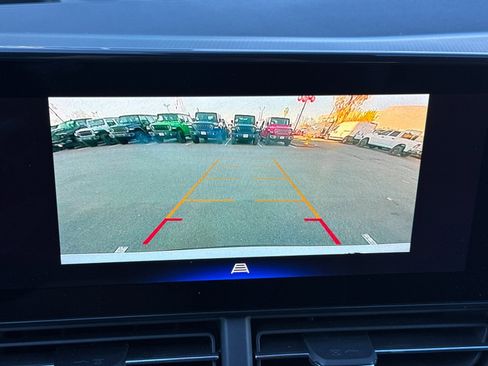 Used 2024 Chevrolet Trax RS w/ Driver Confidence Package image 19