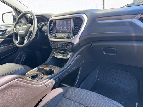 Used 2023 GMC Acadia SLE w/ Driver Convenience Package image 18