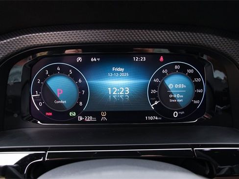 Certified 2025 Volkswagen Atlas Cross Sport SEL R-Line image 18