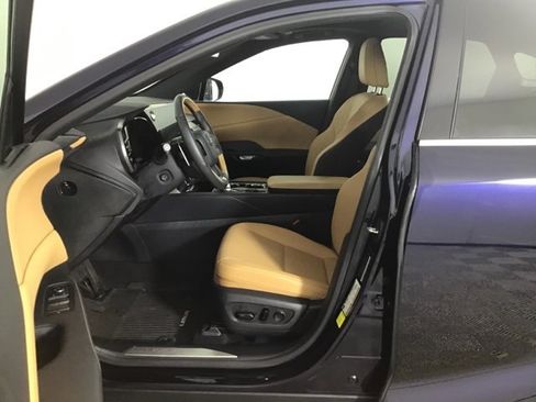 Used 2024 Lexus RX 350 Premium image 9