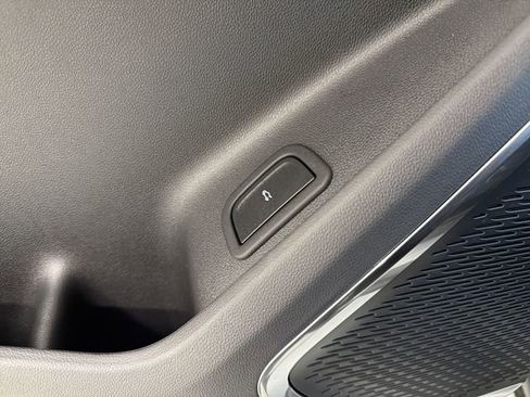 New 2026 Chevrolet Traverse RS image 29