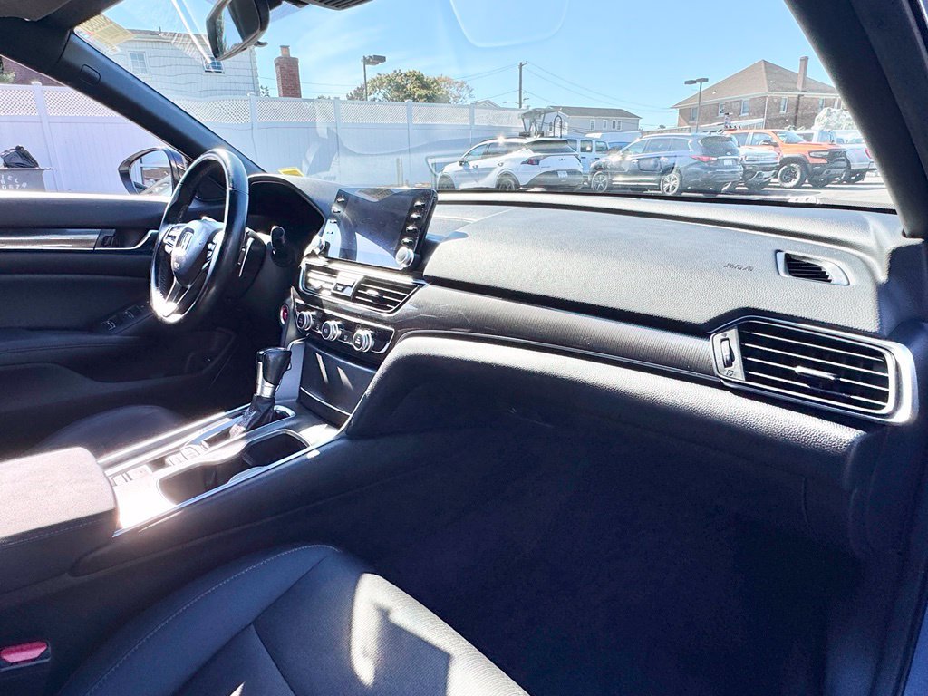 Used 2022 Honda Accord Sport image 18