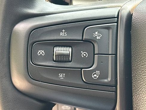 Used 2025 GMC Sierra 1500 AT4 w/ Technology Package AWD/4WD image 30