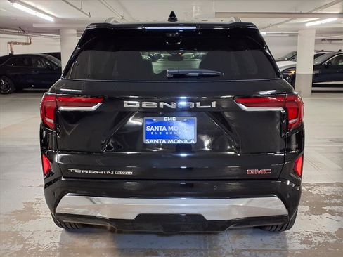 New 2026 GMC Terrain Denali image 9