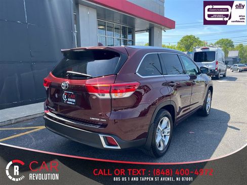 Used 2017 Toyota Highlander Limited w/ Protection Package #3 AWD/4WD image 7