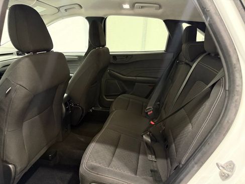 Used 2024 Ford Escape Active image 17