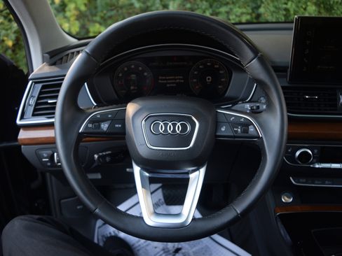 Used 2021 Audi Q5 Premium Plus image 4