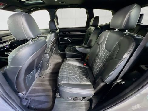 Certified 2024 Kia Telluride EX X-Line AWD/4WD image 26