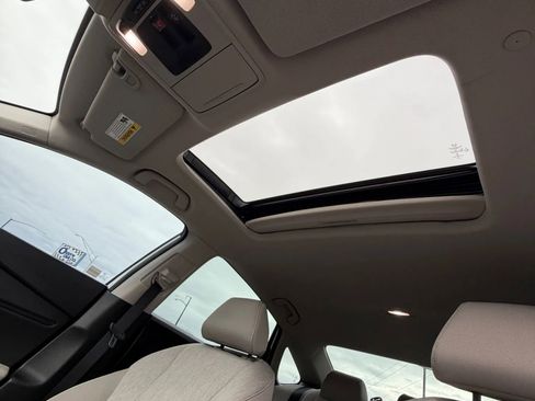 Used 2023 Honda Accord EX image 20