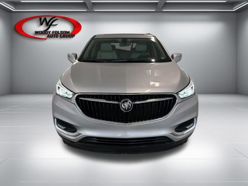 Used 2021 Buick Enclave Essence w/ Sound and Sites Package FWD image 2