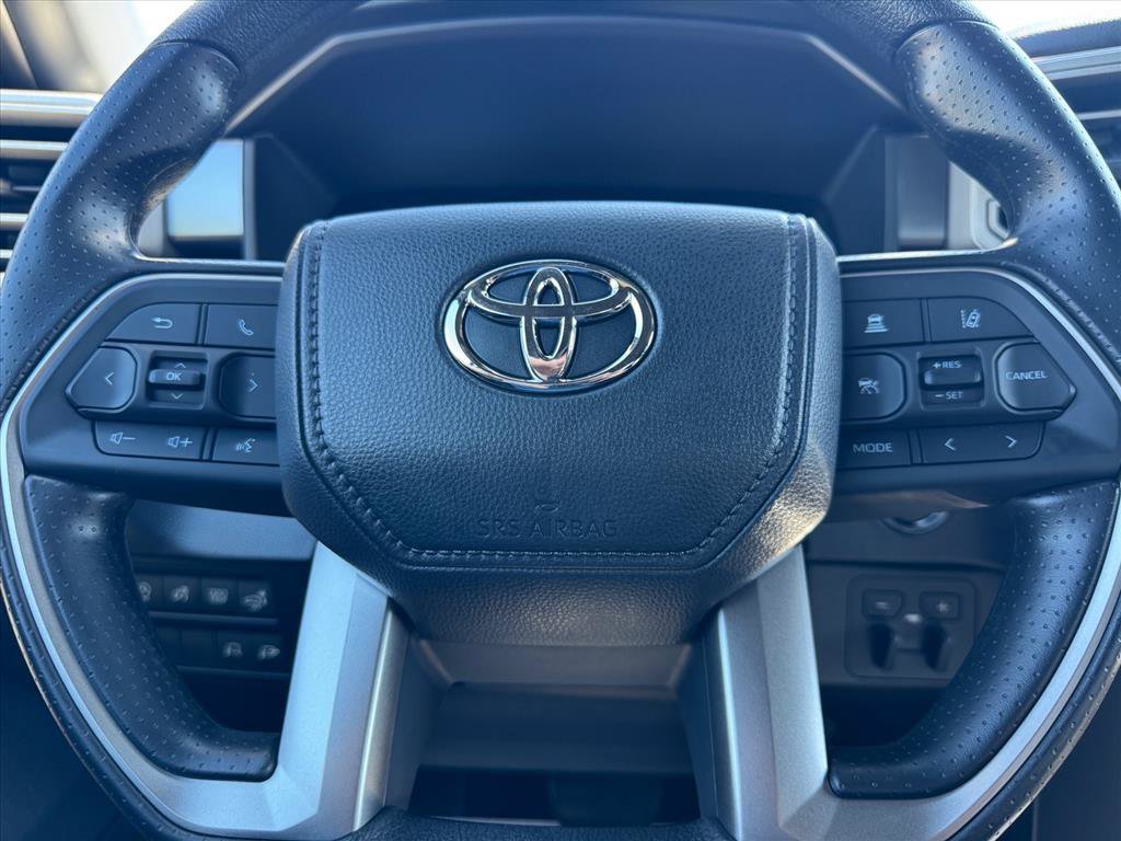 Used 2026 Toyota Tundra SR5 w/ SR5 Convenience Package AWD/4WD image 17