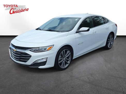 Used 2024 Chevrolet Malibu LT FWD image 1