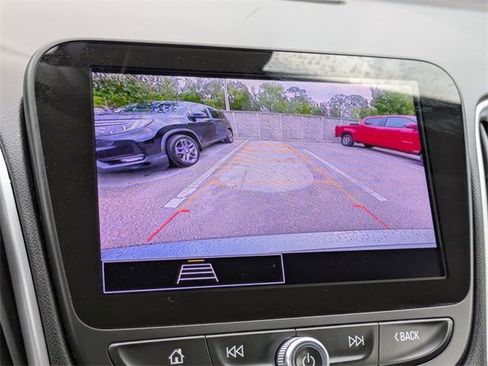 Used 2024 Chevrolet Malibu LT image 22