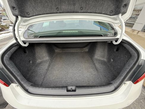 Used 2019 Honda Accord LX image 33