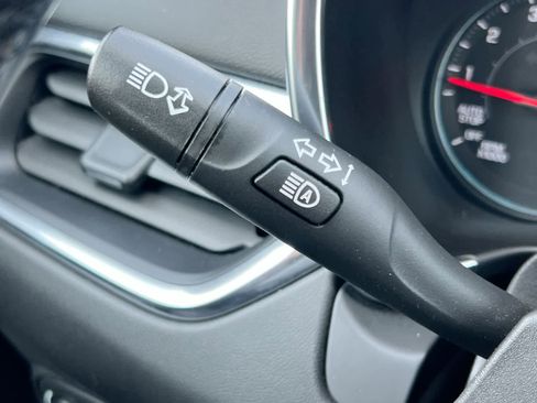 Used 2022 Chevrolet Equinox LT AWD/4WD image 26