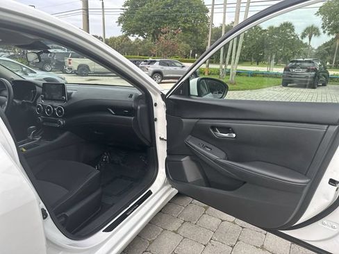 Used 2024 Nissan Sentra SV FWD image 23
