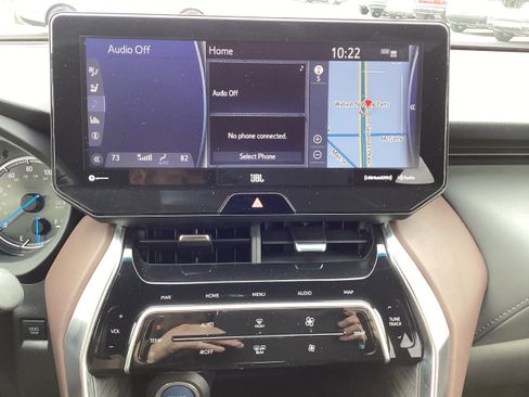 Used 2021 Toyota Venza Limited w/ Advanced Technology Package image 19