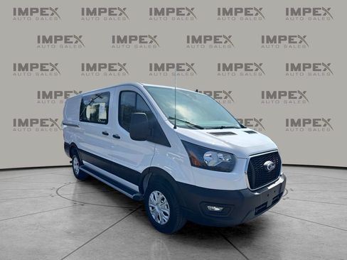 Used 2025 Ford Transit 250 Low Roof w/ Exterior Upgrade Package RWD image 7