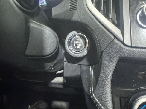 Used 2019 Subaru Forester Limited w/ Popular Package #3 image 48