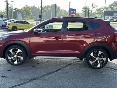 Used 2018 Hyundai Tucson Value AWD/4WD image 3