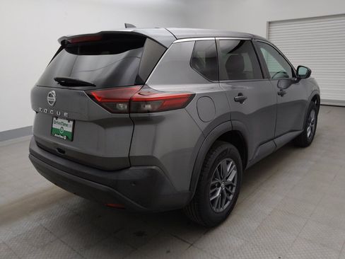 Used 2021 Nissan Rogue S FWD image 9