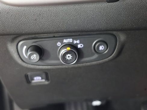 Used 2022 GMC Terrain AT4 w/ Infotainment Package II image 22