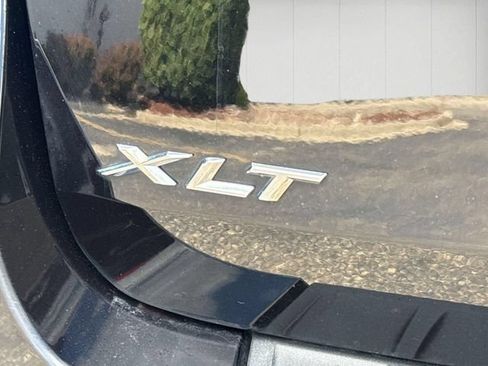 Used 2023 Ford Explorer XLT w/ Equipment Group 202A AWD/4WD image 10