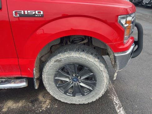 Used 2018 Ford F150 XLT w/ Heavy-Duty Payload Package image 8