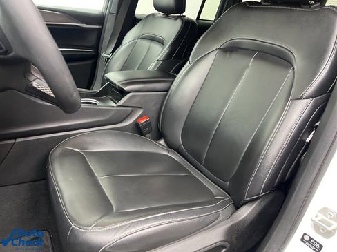 Used 2024 Jeep Grand Cherokee Limited w/ Black Appearance Package image 20