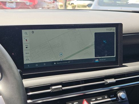 Used 2025 Hyundai Tucson SEL image 16