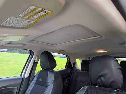 Used 2021 Ford EcoSport SE AWD/4WD image 33