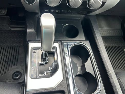 Certified 2020 Toyota Tundra SR5 w/ SR5 Convenience Package AWD/4WD image 26