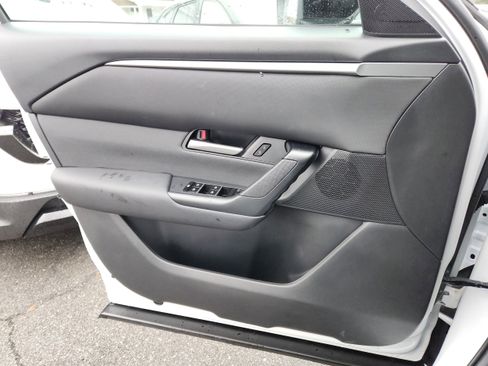 Certified 2025 MAZDA CX-50 2.5 Hybrid w/ Weather Package image 27