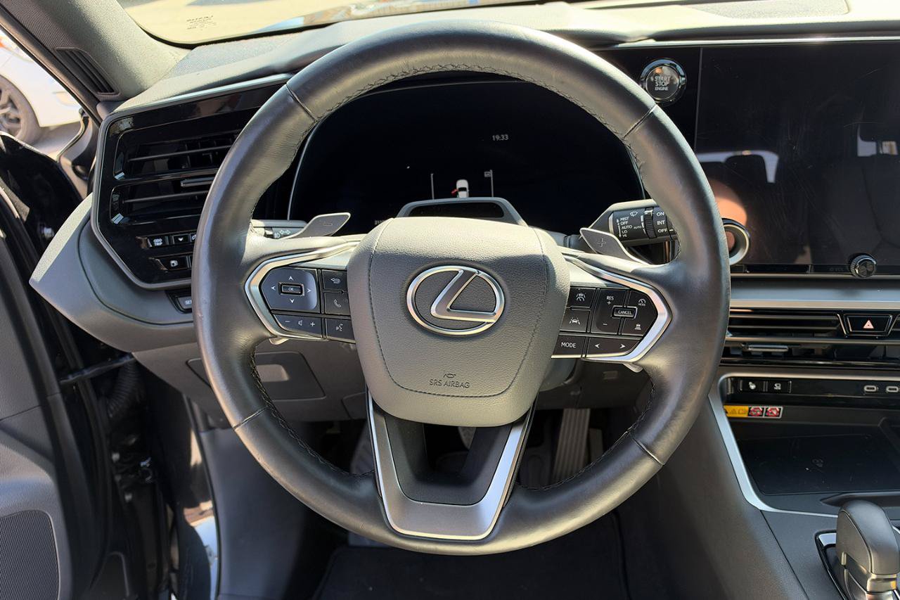 Used 2025 Lexus TX 350 FWD w/ Technology Package image 10
