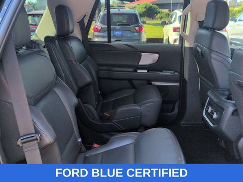 Certified 2025 Ford Expedition Active AWD/4WD image 29