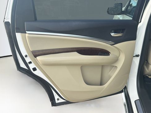 Used 2018 Acura MDX SH-AWD image 26