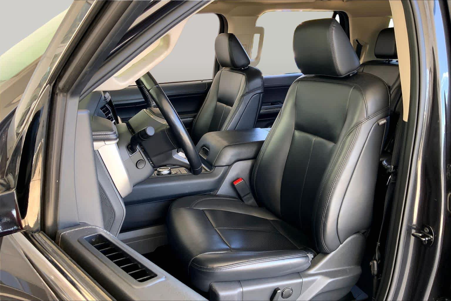 Used 2024 Ford Expedition Max XLT RWD image 7