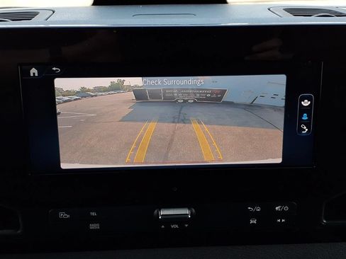 Used 2025 Mercedes-Benz Sprinter 2500 image 17