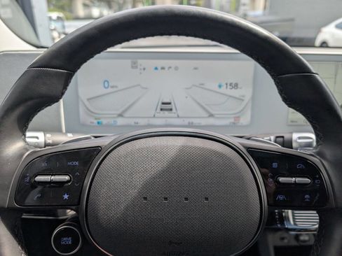 Used 2024 Hyundai Ioniq 5 Limited image 13