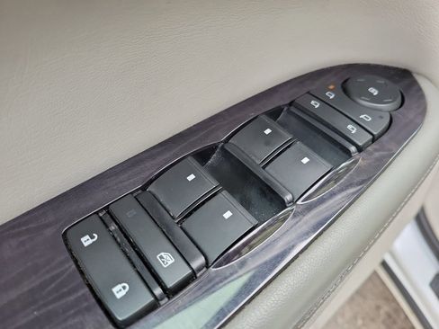 Used 2016 Buick Enclave Premium w/ Experience Buick Package image 20