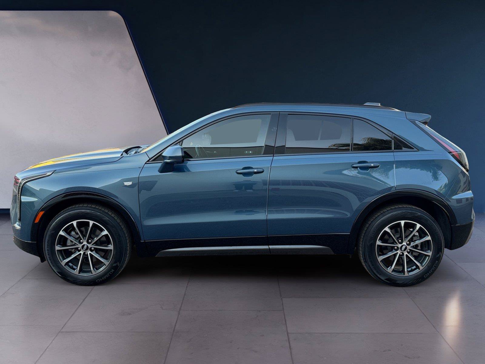 Certified 2025 Cadillac XT4 Sport FWD image 2