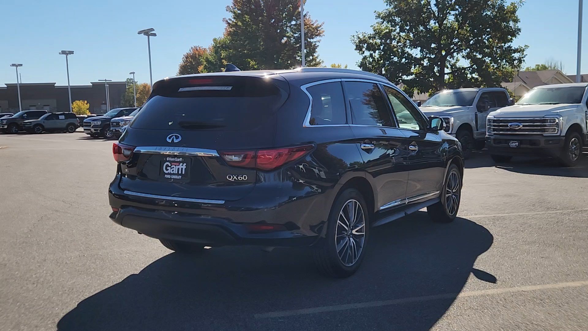 Used 2020 INFINITI QX60 Luxe w/ Essential Package AWD/4WD image 15