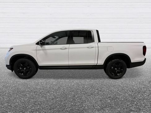 New 2026 Honda Ridgeline Black Edition image 2