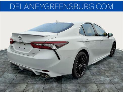 Used 2023 Toyota Camry XSE image 3