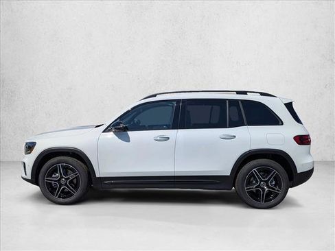 New 2026 Mercedes-Benz GLB 250 4MATIC image 5