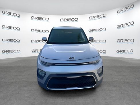 Used 2021 Kia Soul S FWD image 2