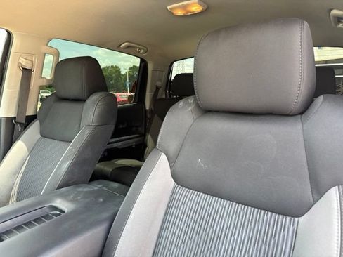 Used 2017 Toyota Tundra SR5 w/ SR5 Upgrade Package AWD/4WD image 10